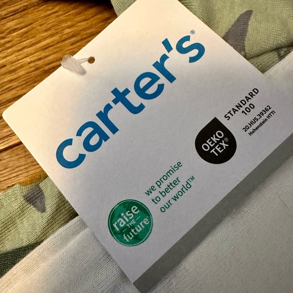 Carter's White and Green Baby Apparel - Picture 5 of 8